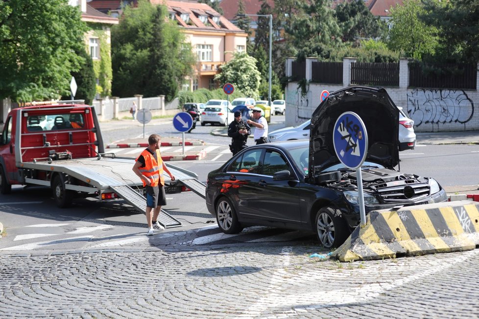 Nehoda Patrasové a Slováčka