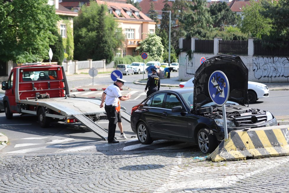 Nehoda Patrasové a Slováčka