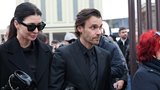 Pohřeb Patrika Hezuckého - Leoš Mareš s Monikou