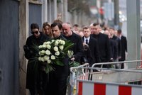 Pohřeb Patrika Hezuckého (†55): Smuteční průvod s Leošem v čele!