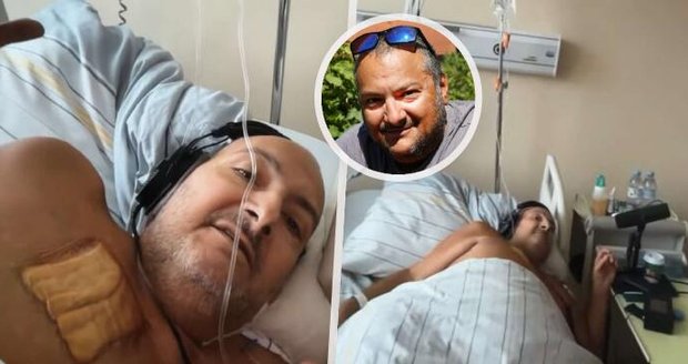 Moderátor Patrik Hezucký točil podcast v nemocnici.