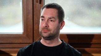 Co dělají čeští „vlastenci“? Propagují svoje knížky a už brojí i proti Babišovi Co dělají čeští „vlastenci“? Propagují svoje knížky a už brojí i proti Babišovi