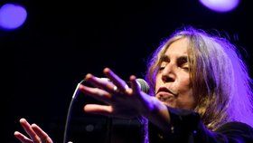 Patti Smith, která bojovala za propuštění Magora Jirouse z vězení, k nám přiveze Horses