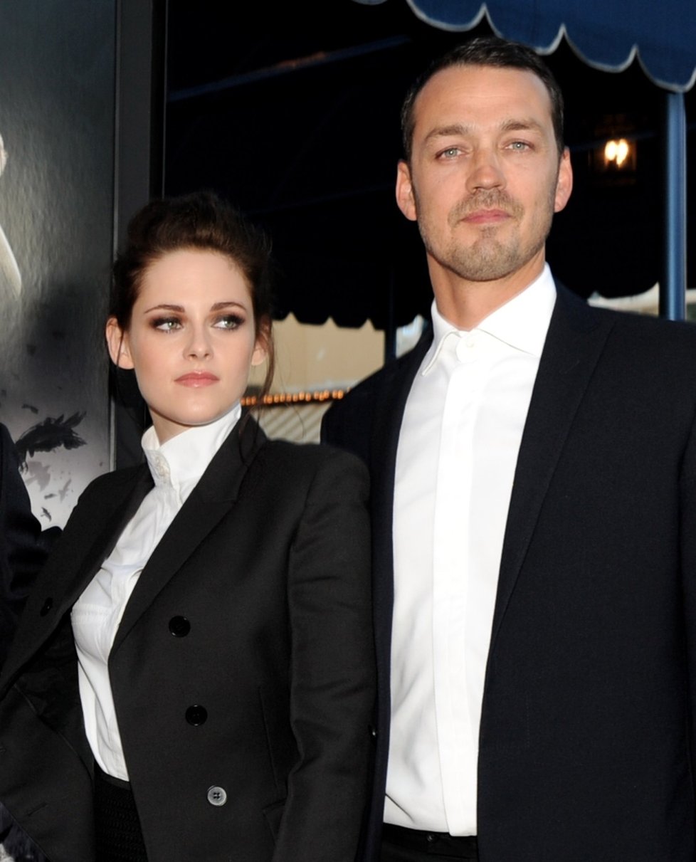 Kristen Stewart podvedla svého přítele s režisérem Sandersem
