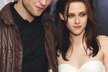 Robert Pattinson a Kristen Stewart za rok společně nabyli 680 milionů korun
