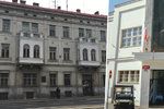 Patton v novém: Plzeň chce pro muzeum větší prostory, plánuje opravu domu s Loosovými interiéry.