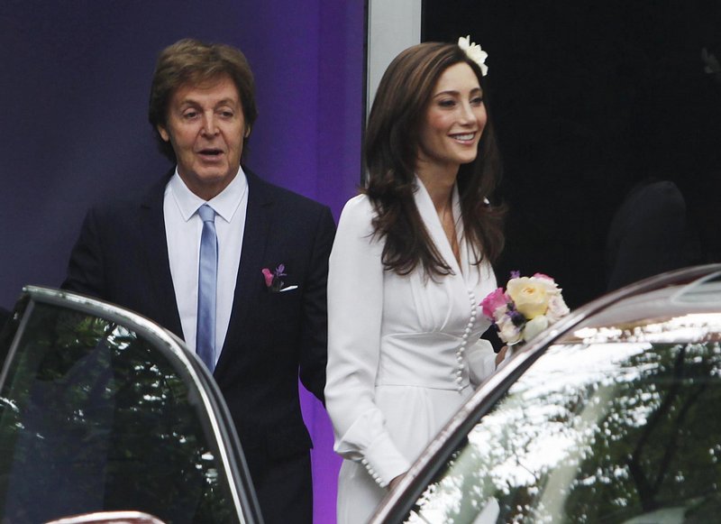 Paul McCartney a Nancy Shevellová