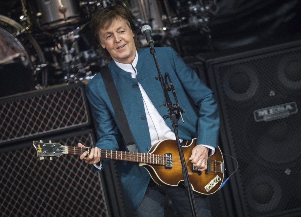 Paul McCartney v Praze vystoupí dva dny před svými 74. narozeninami.