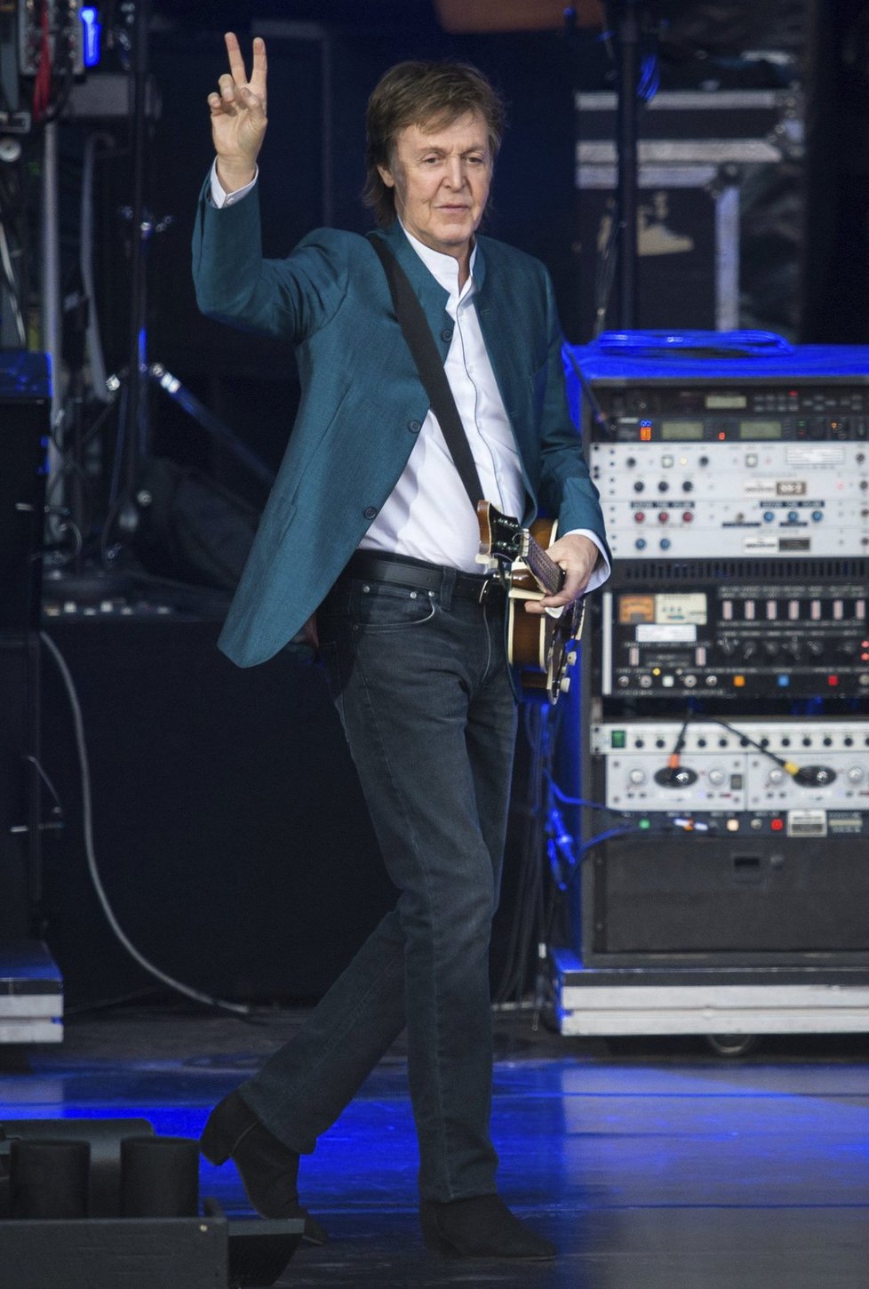Paul McCartney v Praze vystoupí dva dny před svými 74. narozeninami.