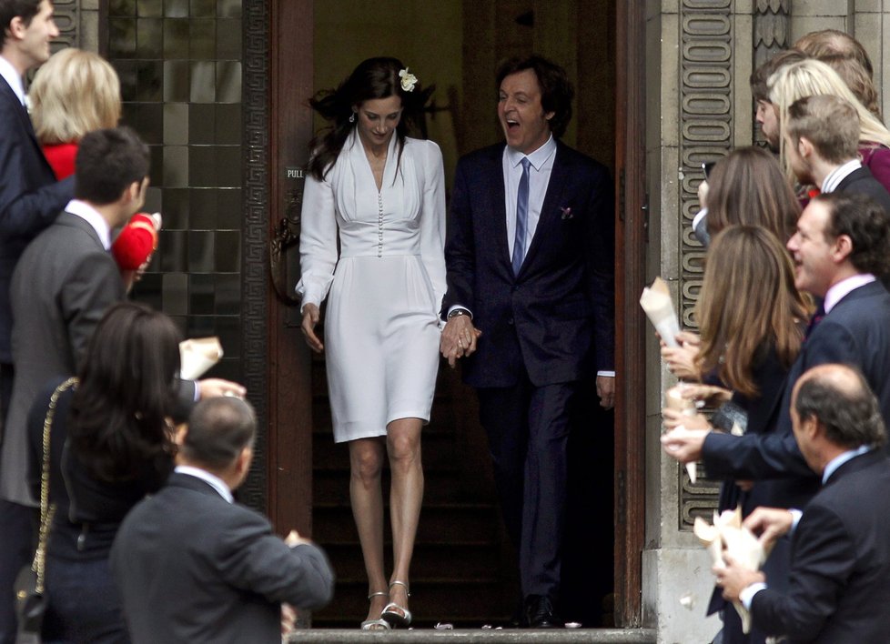 Legendární brouk Paul McCartney neskrýval radost a vzrušení ze třetí svatby