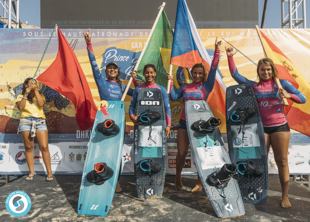 Paula Novotná je nejlepší českou závodnicí v kiteboardingu. Patří do špičky Světového poháru