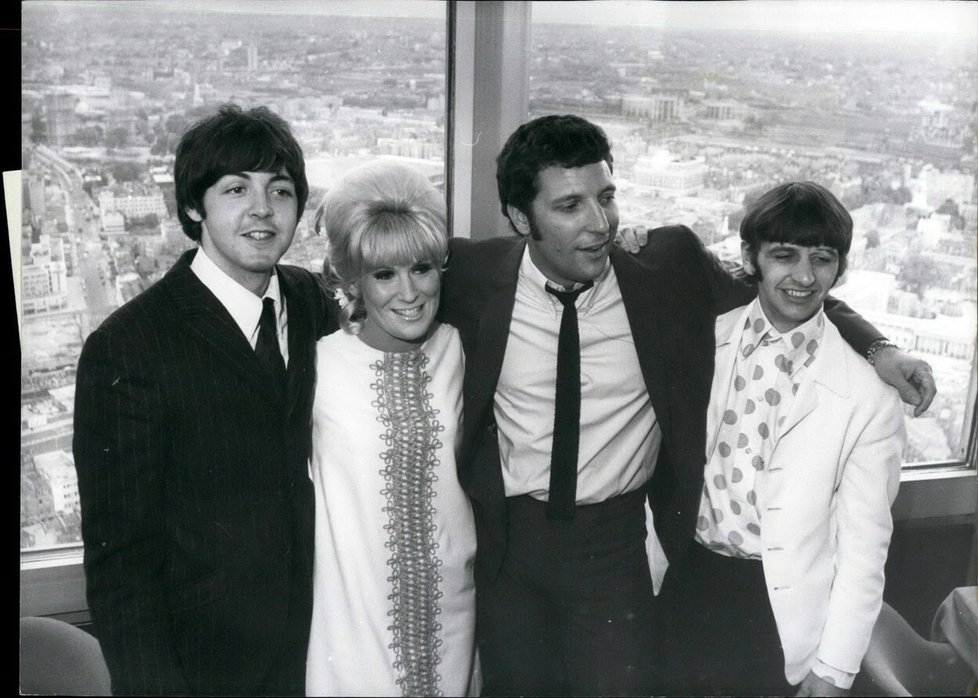 Paulc McCartney, Dusty Springfieldvá, Tom Jones a Ringo Starr