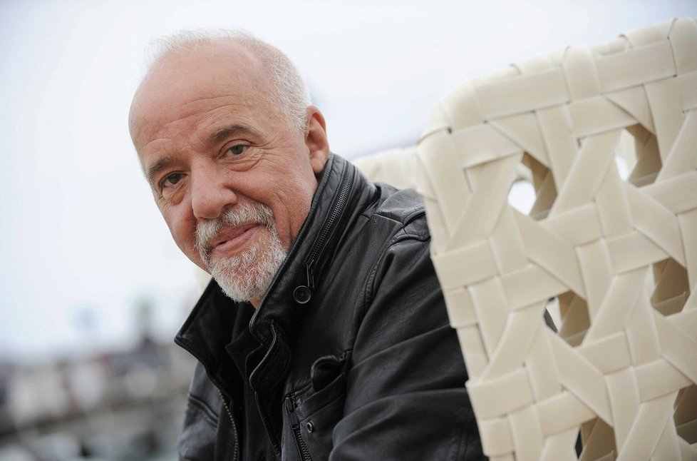 Paulo Coelho přijede do Prahy.