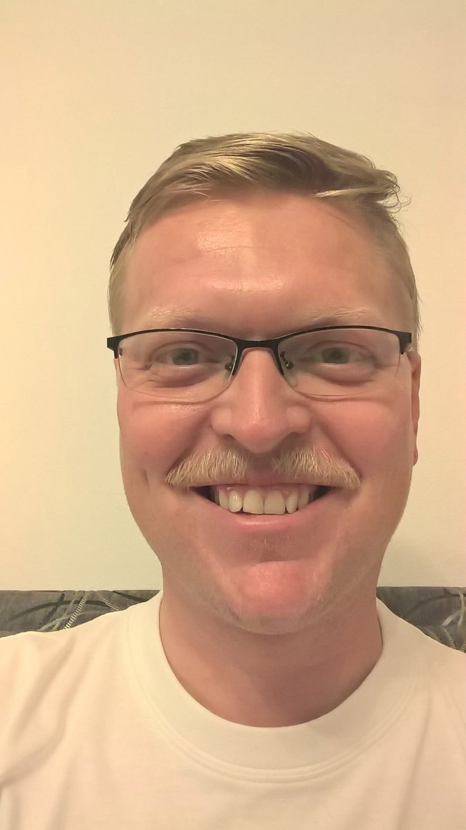 Šéf lidovců Pavel Bělobrádek podpořil Movember