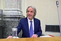 „Vyhozený“ Bém se ozval: Ukázal na Babišovu Tünde Barthu! Přesun protidrogové agendy? Budeme za osly