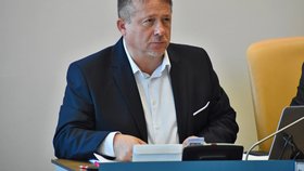 Zemřel starosta Meziměstí Pavel Hečko, měl těžký průběh covidu-19