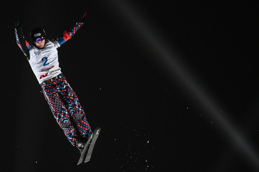 Ruský akrobatický lyžař Pavel Krotov