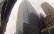 V tomhle mrakodrapu v centru Philadelphie žijí Kubinovi. Ve 42. patře.