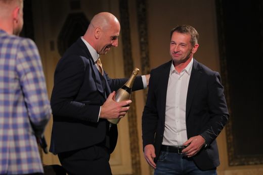 Pavel Kuka (vpravo) věří, že se hráči Slavie semknou. Na fotce s Janem Kollerem Pavel Kuka (vpravo) věří, že se hráči Slavie semknou. Na fotce s Janem Kollerem