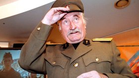 Zesnulý Pavel Landovský