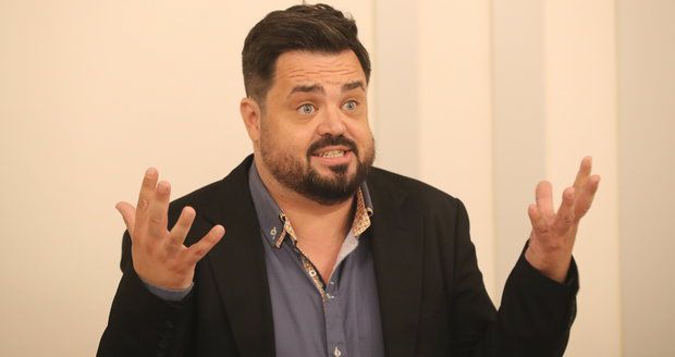 „Protekční spratek“ Novotný (ODS) starostou Řeporyjí: „Ubrat na vulgaritách,“ radí mu