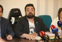 Potíž Řeporyjce Novotného: Jmenovce označil za koště a navrhoval pověsit, čelí obvinění