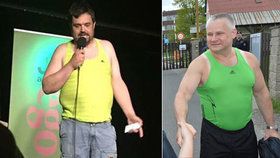 Pavel Novotný oblékl stejné tričko, v jakém Kájínek vyšel z vezění. 