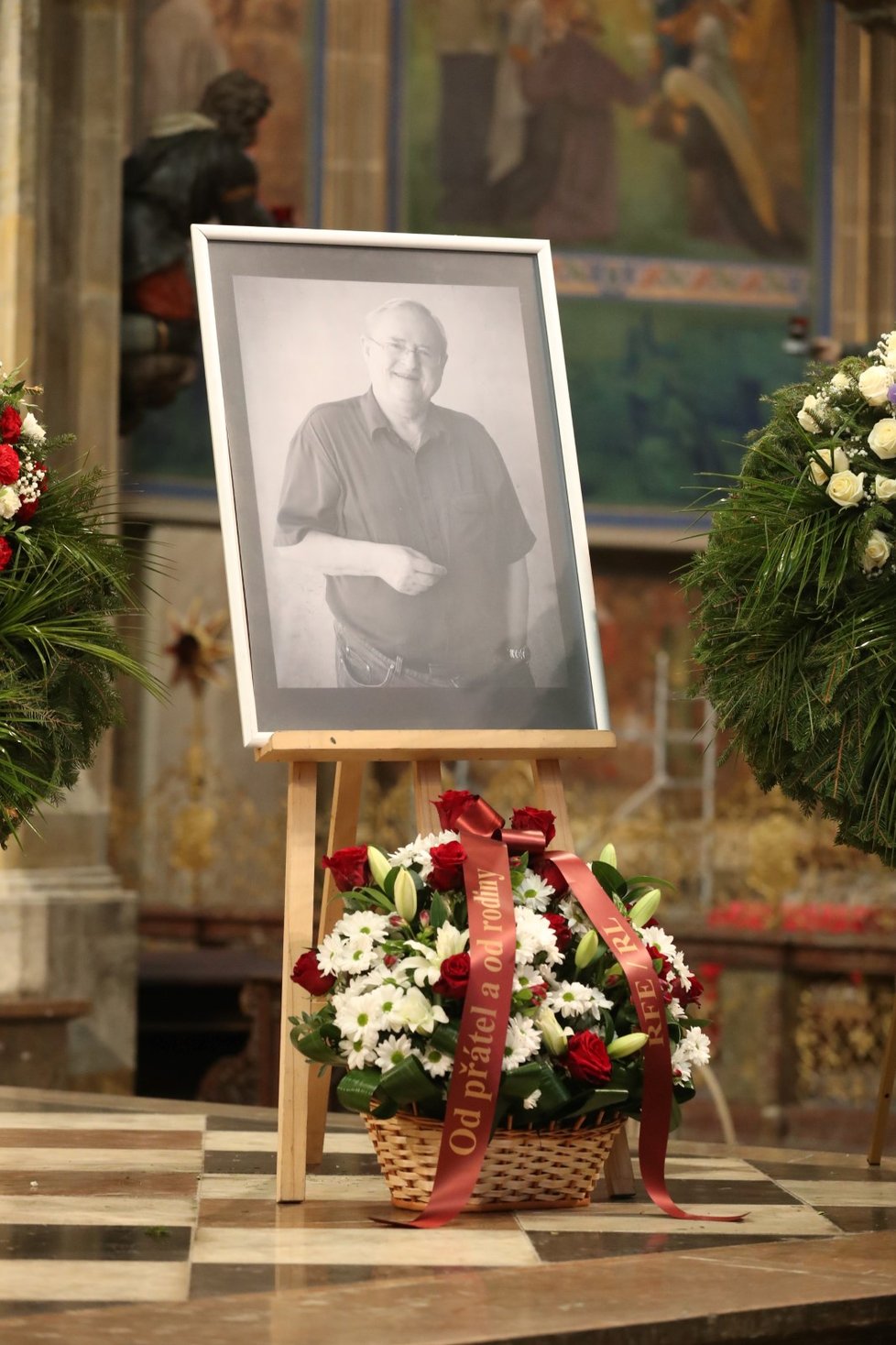 Poslední rozloučení s Pavlem Pecháčkem v chrámu svatého Víta