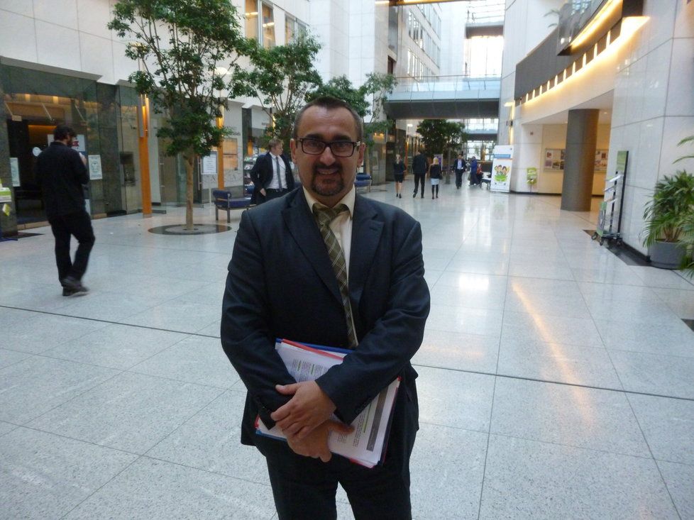 Europoslanec Pavel Poc (ČSSD) v Bruselu