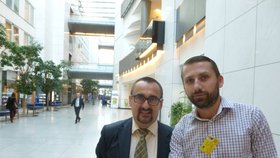 Europoslanec Pavel Poc (ČSSD) v Bruselu s redaktorem Blesk.cz