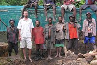 Smrt kvůli ježurám: Čech na Papui-Nové Guineji spadl do rokle