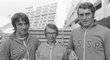 OH v Mnichově 1972: Bratři Oldřich (vlevo) a Pavel Svojanovští s kormidelníkem Vladimírem Petříčkem (uprostřed) se získanými stříbrnými medailemi v závodě dvojka s kormidelníkem.