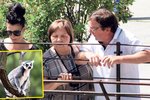 Pavel Trávníček vyvezl svoji maminku a milenku do Zoo. Zastavili se hlavně u Lemurů