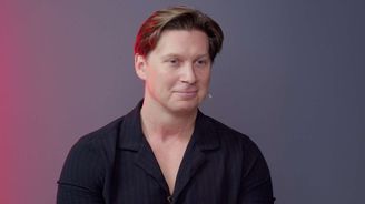 Pavel Valdman: Cvičil jsem i 12 hodin denně. Jak bubeník z Rotavy dobyl Carnegie Hall i Hollywood bowl Pavel Valdman: Cvičil jsem i 12 hodin denně. Jak bubeník z Rotavy dobyl Carnegie Hall i Hollywood bowl