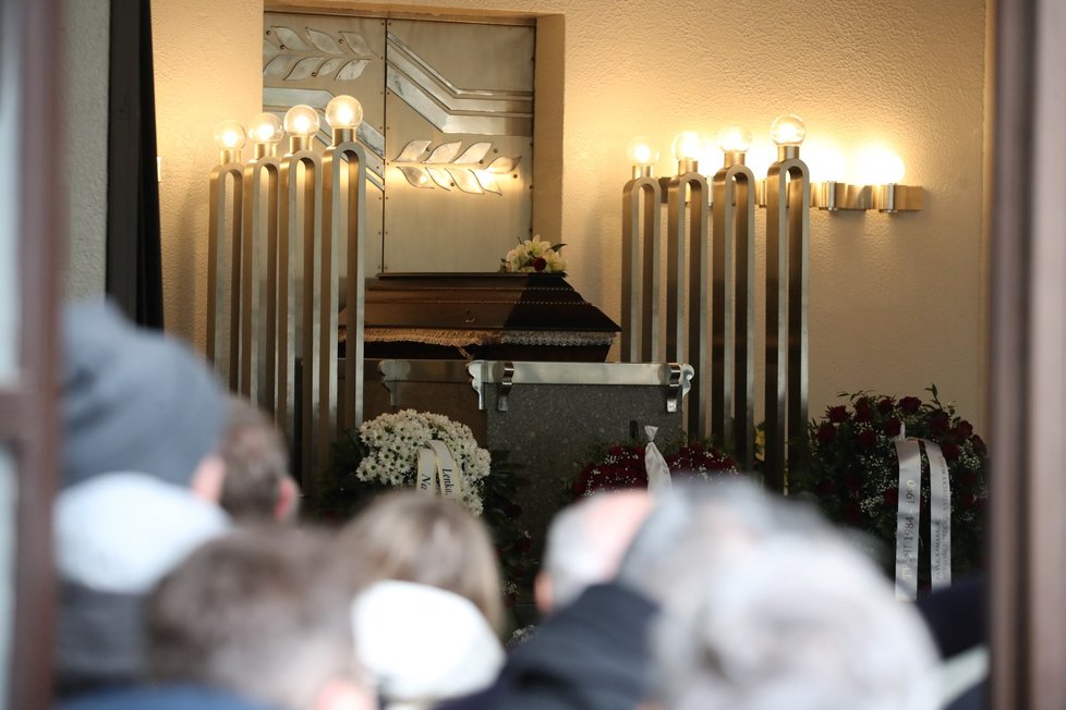 Pohřeb dabéra Pavla Vondry