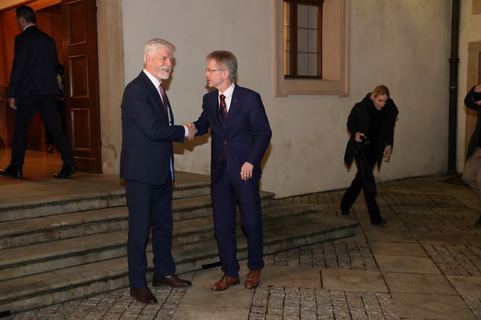 Setkání v Senátu: Předseda Senátu Miloš Vystrčil (ODS) přivítal nově zvoleného prezidenta Petra Pavla (1. 2. 2023).