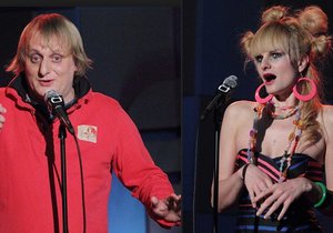 Lukáš Pavlásek s Ivou Pazderkovou spolu účinkují ve stand up comedy show Blondýni aneb možná přijde i brunet.