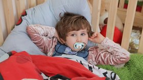 Pavlínka žije ve svém uzavřeném světě.