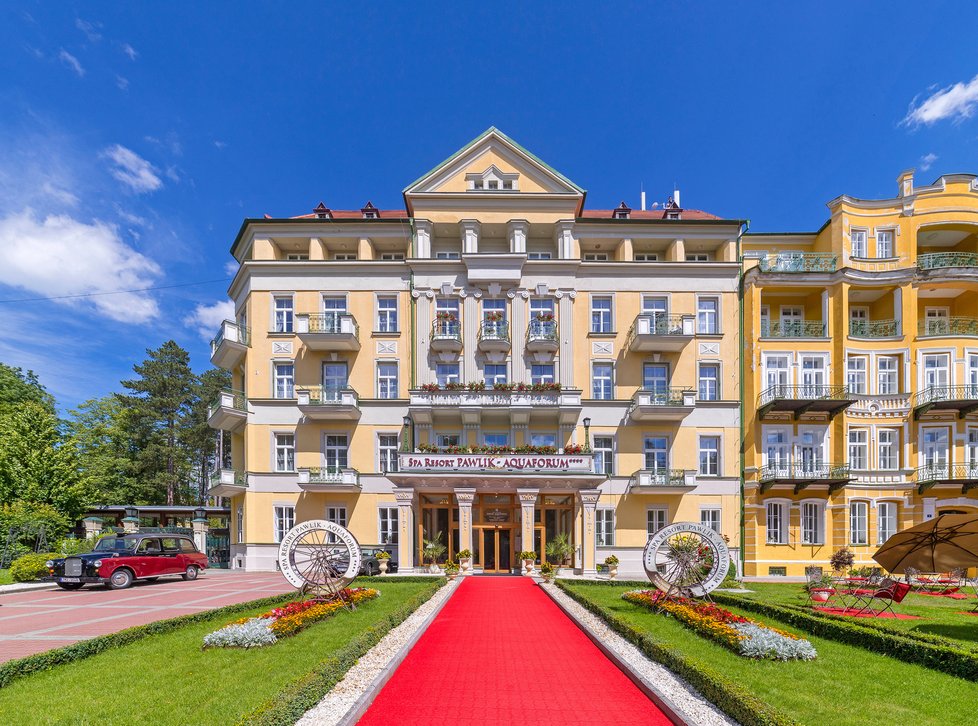 Hotel Pawlik-Aquaforum nám ukázal své zařízení krůček po krůčku. Kromě čtyřhvězdičkového resortu nabízí i méně luxusní hotely