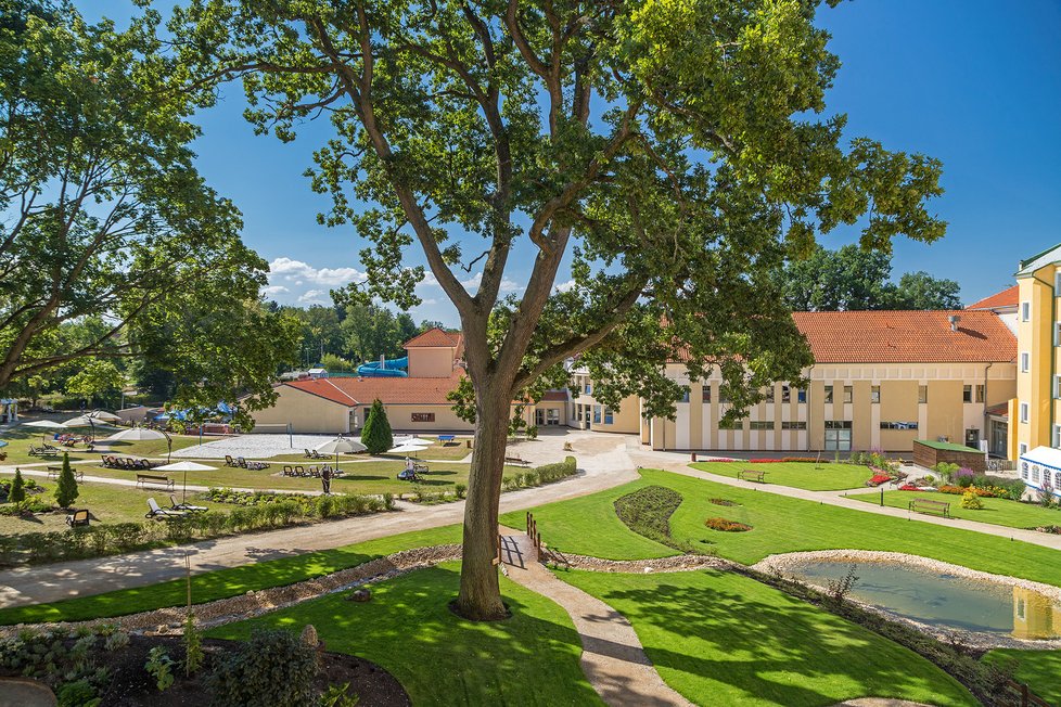 Hotel Pawlik-Aquaforum nám ukázal své zařízení krůček po krůčku. Kromě čtyřhvězdičkového resortu nabízí i méně luxusní hotely