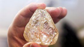 V New Yorku se vydražil obří diamant: Za 140 milionů korun!