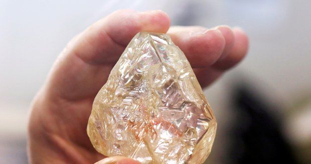 V New Yorku se vydražil obří diamant: Za 140 milionů korun!
