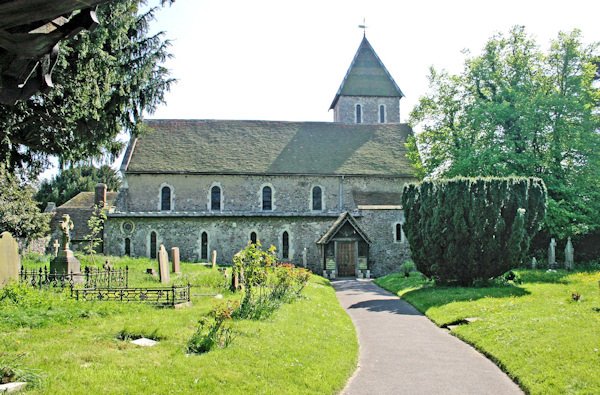 Kostel, kde je Peaches Geldof pochovaná, byl místem, kde se lidé loučili před 14 lety i s její matkou.