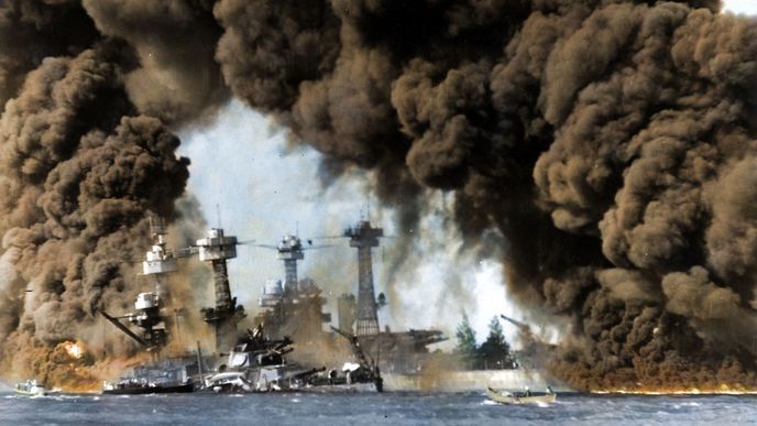 7. prosince 1941 provedli Japonci překvapivý útok na vojenskou základnu Pearl Harbor