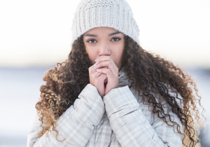 Zdravá pokožka i v zimě: Jak si poradit s nepříznivými vlivy počasí