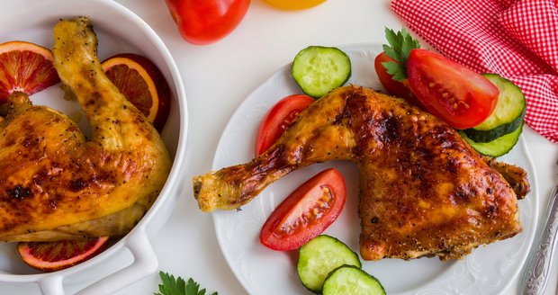 I znovu ohřáté pečené kuře může chutnat jako právě vyndané z trouby.