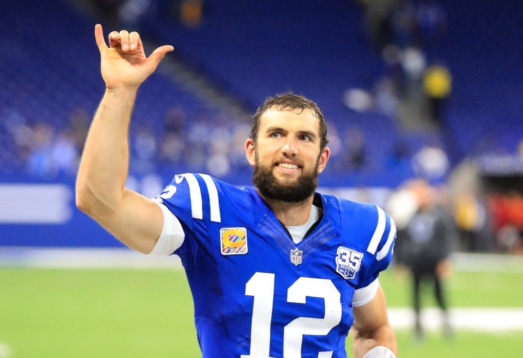 Hvězda NFL Andrew Luck se v Praze oženil s někdejší českou reprezentantkou v gymnastice Nicole Pechancovou