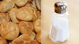 Skrytý problém v pečivu: Houska může mít soli jak šest balení chipsů. Co kupovat?