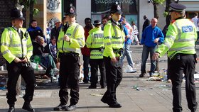 Britská policie měla krýt pedofilní gang politiků.