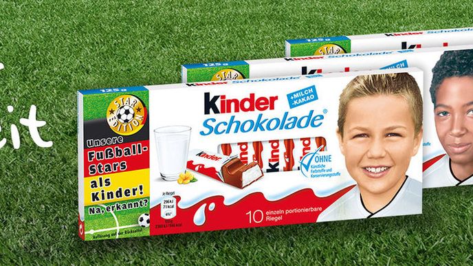 Na čokoládě jsou dětské fotografie hráčů německého národního týmu